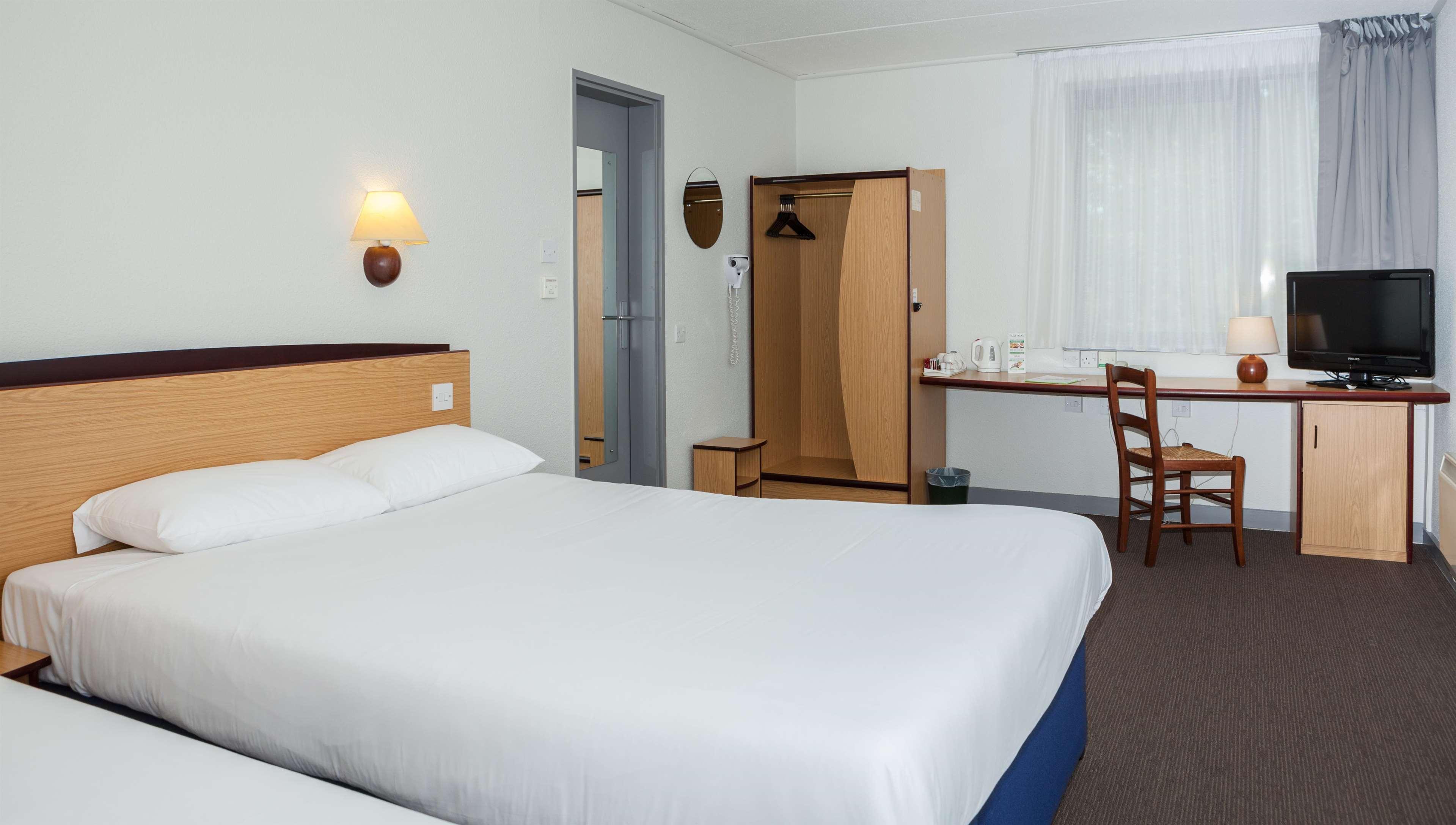 Campanile Hotel ดาร์ทฟอร์ด ภายนอก รูปภาพ
