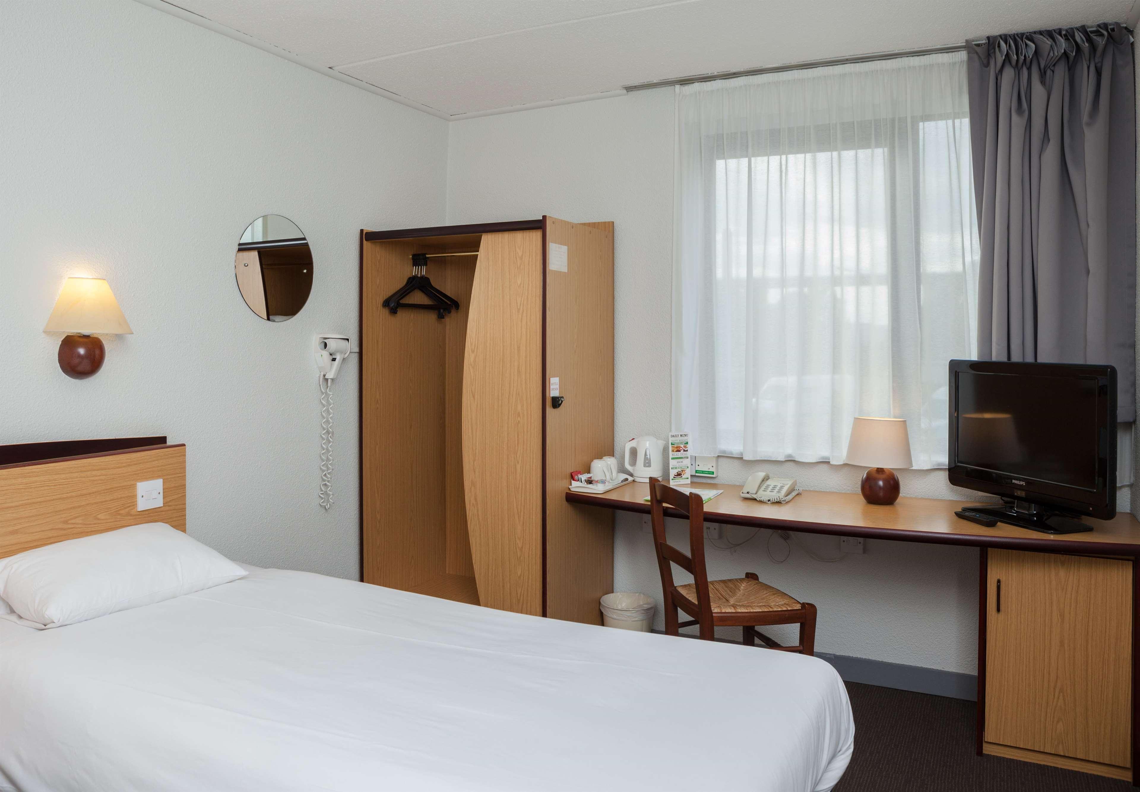 Campanile Hotel ดาร์ทฟอร์ด ภายนอก รูปภาพ